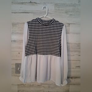 Women's Absolutely Famous Dress Shirt